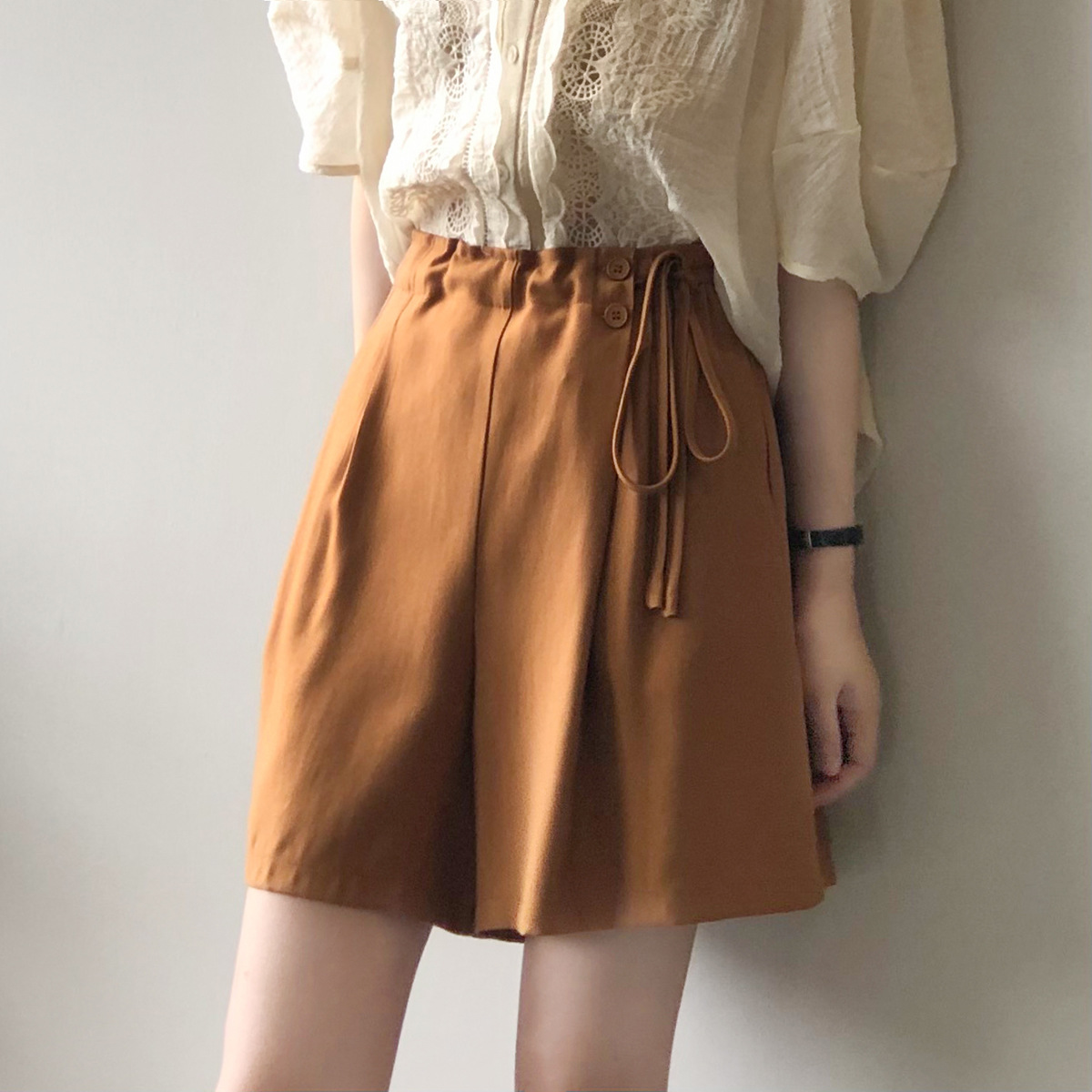 High Waist Casual Shorts with Tie-Waist Detail | Versatile and Stylish Shorts for Women